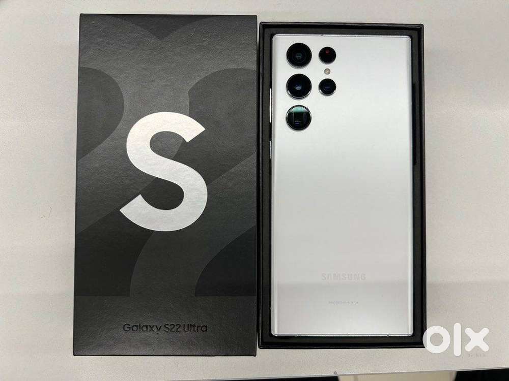 Selling 3 Month Old Galaxy S22 Ultra With Brand New Condition, Urgent