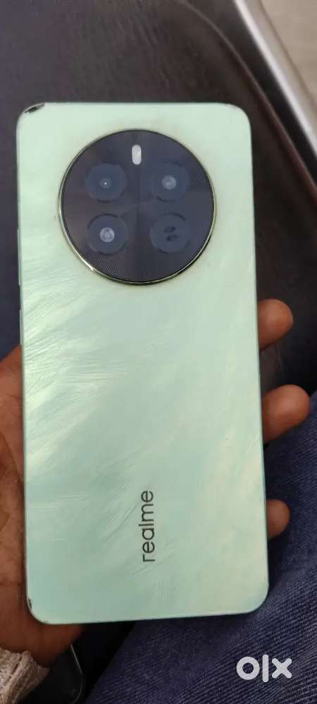 Realme p1 5g phone all working sirf display change hai display local h