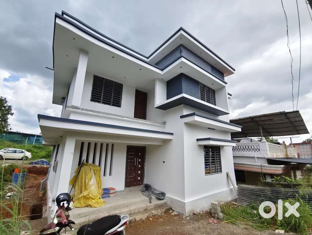 Near Ollur 4 Bhk Brand New House For Sale