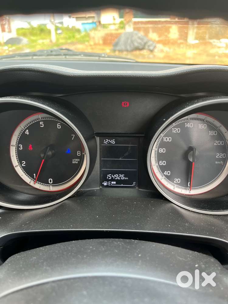 Maruti Suzuki Swift 2021 Petrol Well Maintained showroom track