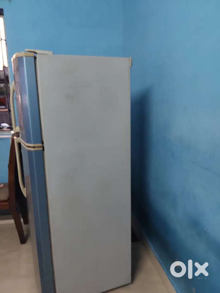 LG - Fridge