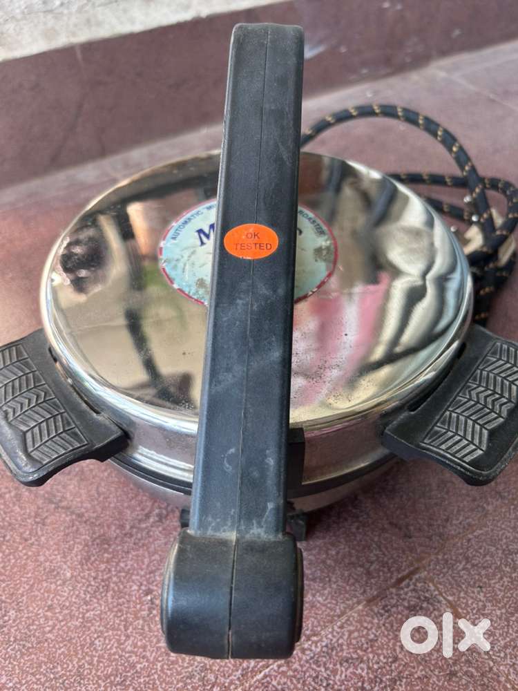 Sandwitch and roti maker