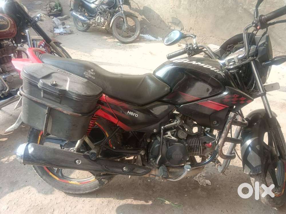 HERO GLAMOUR MAY14 MODEL  GOOD CONDITION FOR SELL RS.32000/ FIX RATE