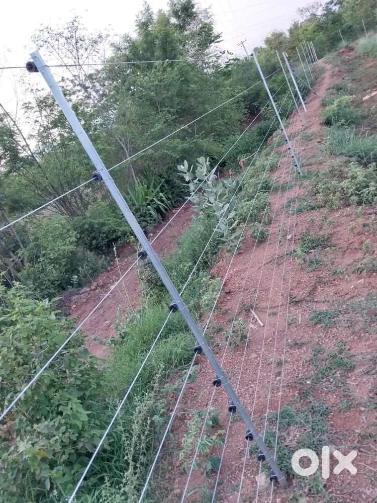 TATA CHAIN LINK FENCING , PVC COATED CHAIN LINK FENCING, BARBED WIRE