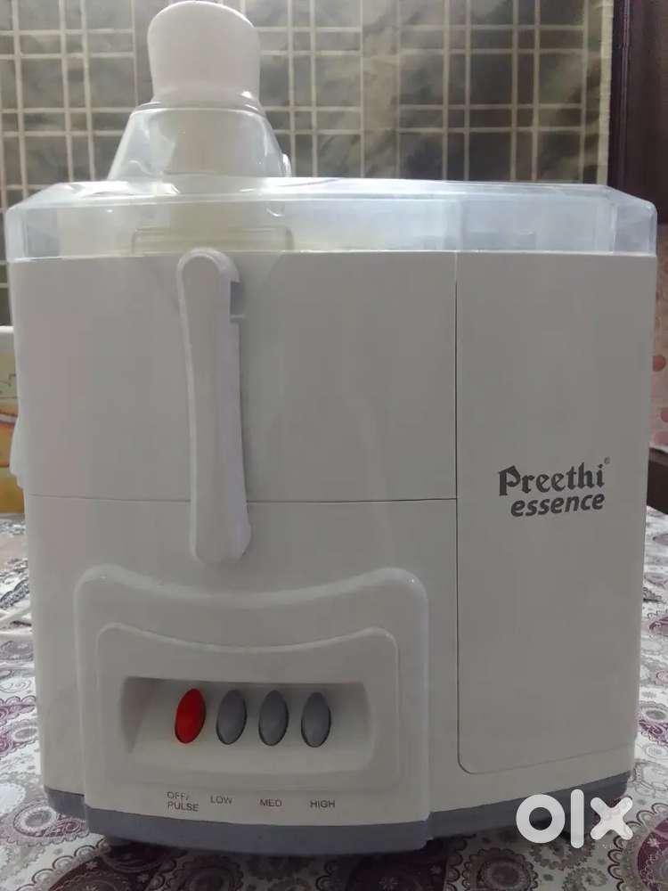 Preethi essence juicer