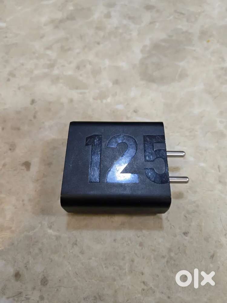Motorola edge 50 pro 125 W charger