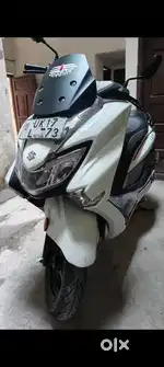 Suzuki burgman street 125