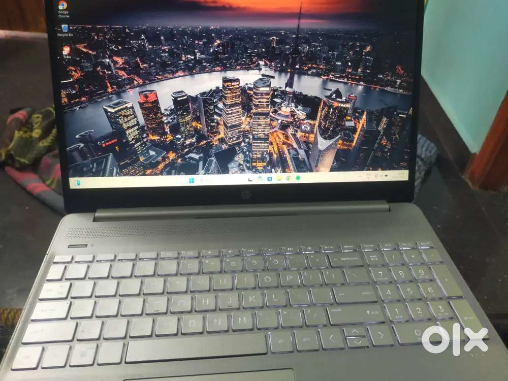 HP  laptop sale (8 GB RAM )