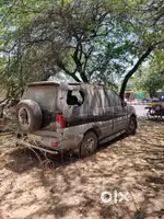 टाटा सफारी बेचना है