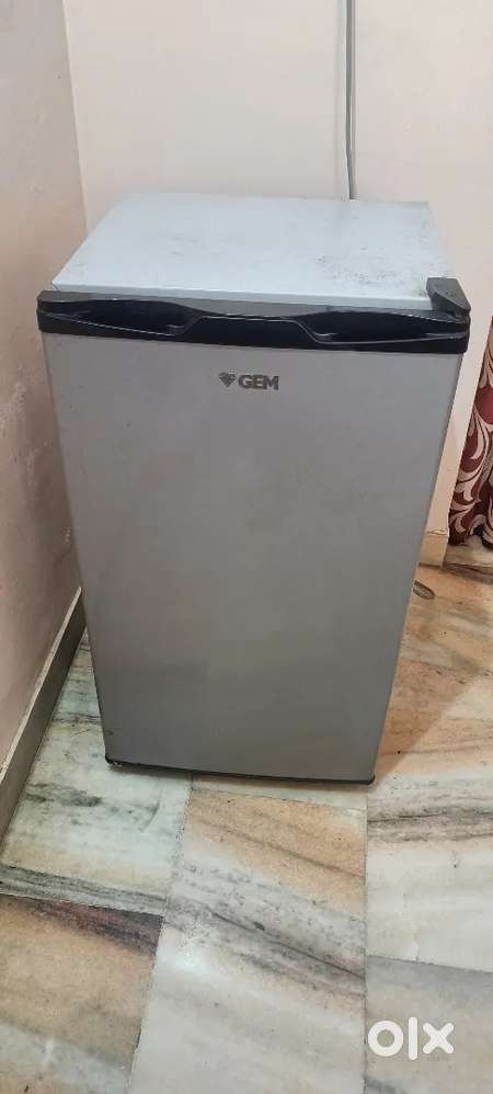 Gem single door 92L fridge