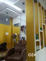 Running beauty parlour for sale