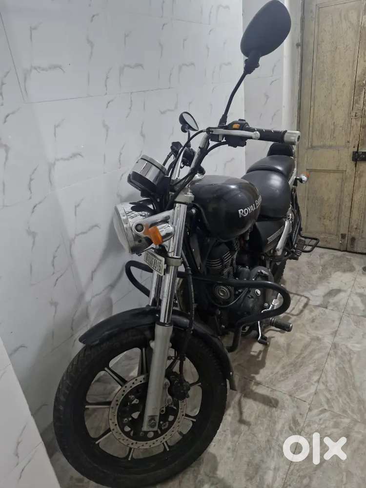 Royal Enfield Thunderbird 350 (Rs 60000)
