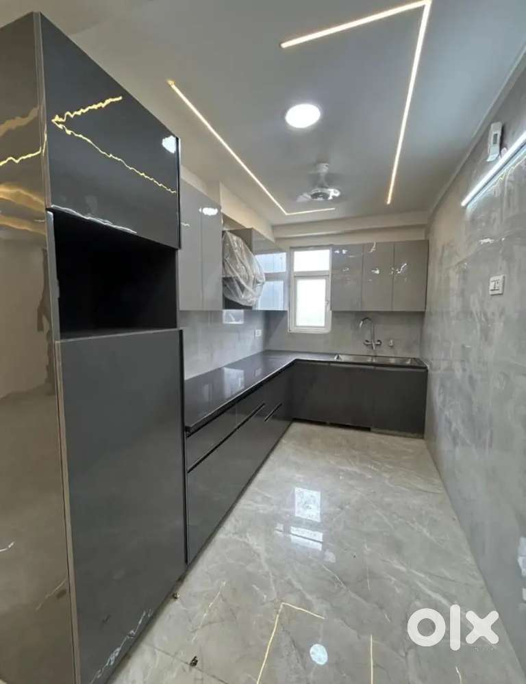 3 bhk flat available for sale in Saket