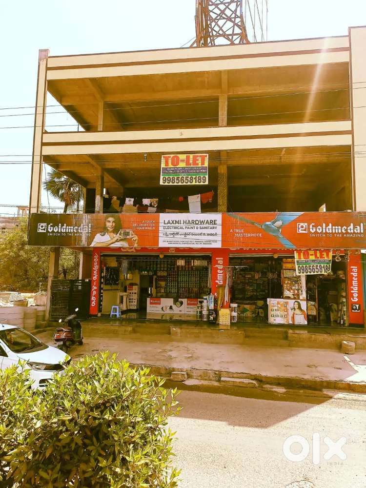 Annojiguda man road D mart line