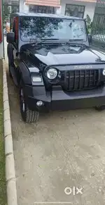 Mahindra thar 2025 model  Diesel RWD  only 8000 km run  1st owner