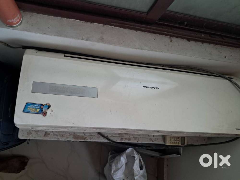 Kelvinator 1 ton AC-Negotiable
