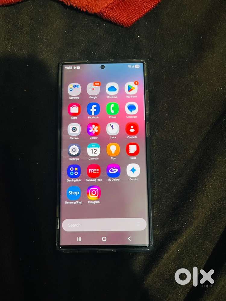 Samsung Galaxy s22 ultra koi bhi kami nhi h