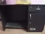 Computer table/students studying table for sale - immediately