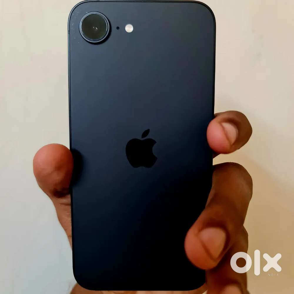 Iphone 16 e under warranty till March 2026 , 100 % battery health