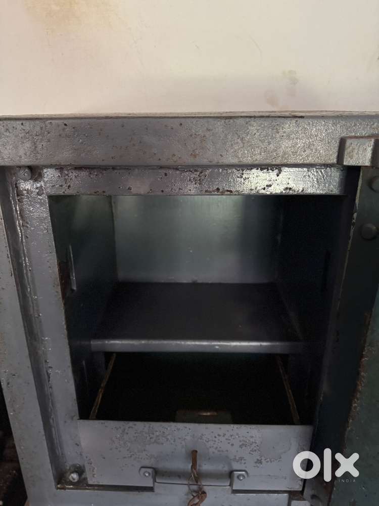 Hindustan locker
