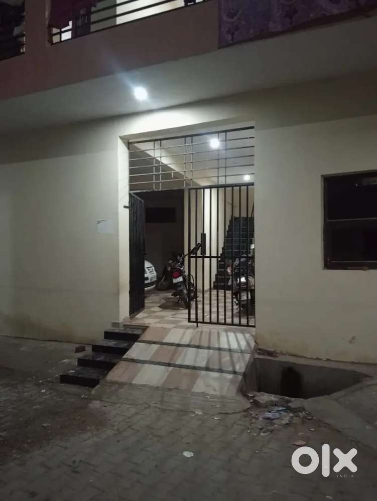 Basement in sector 89