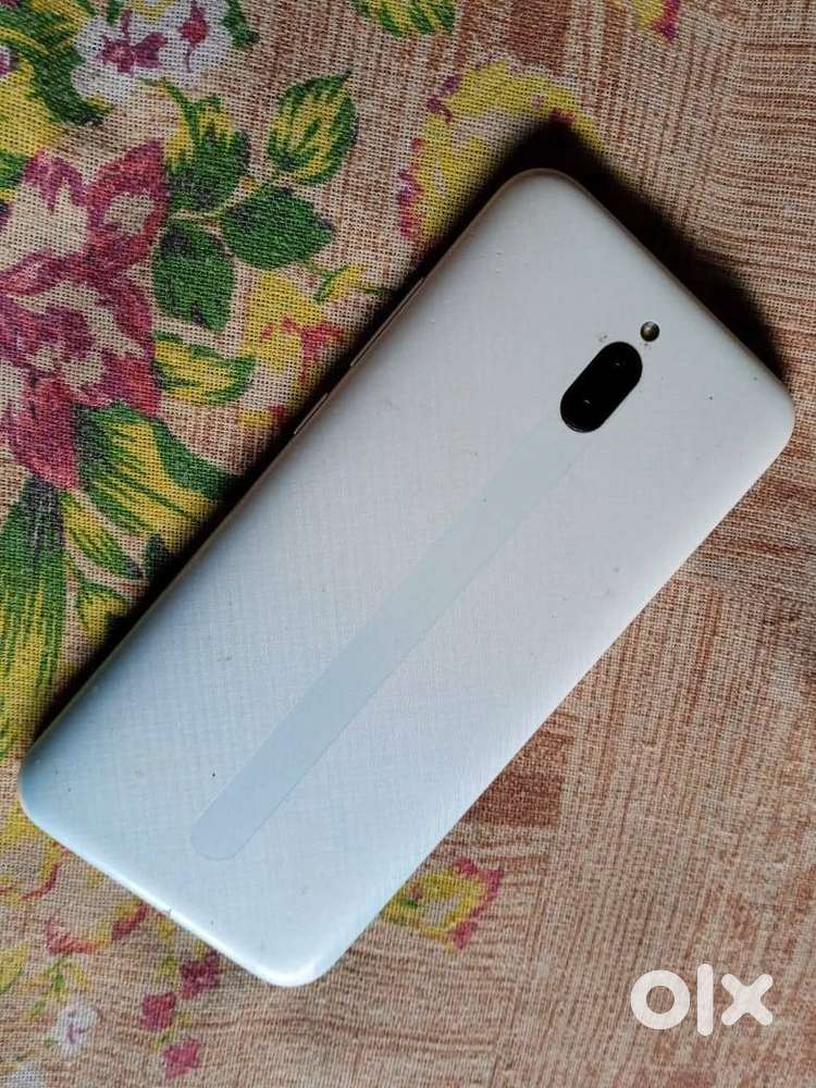 Mi 8a dual phone in good condition