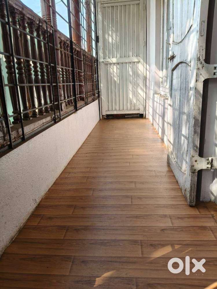 Looking for a safe, comfortable & affordable Girls Hostel