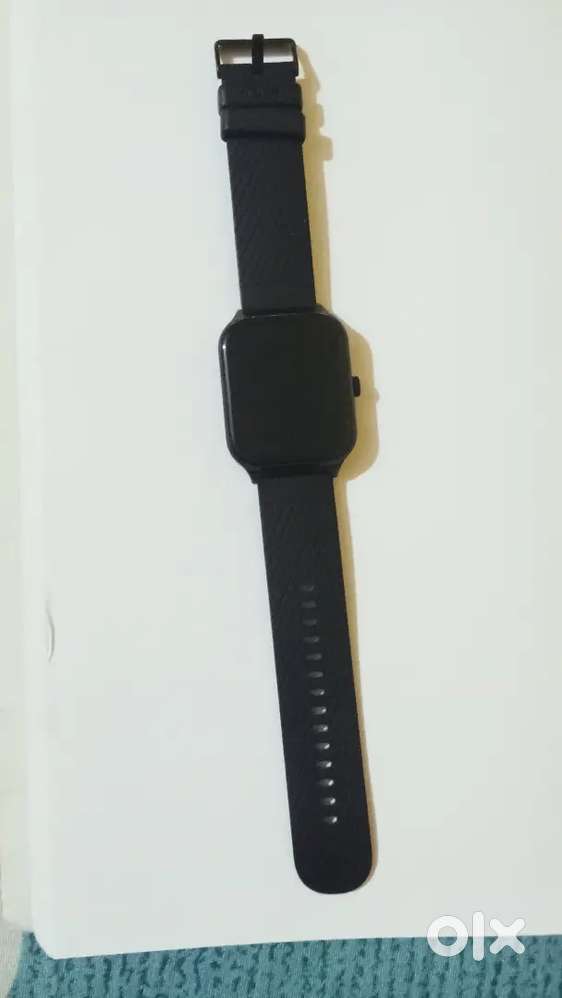Brand new noise smartwatch under-3500