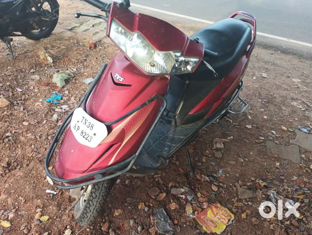 Scooty teenz