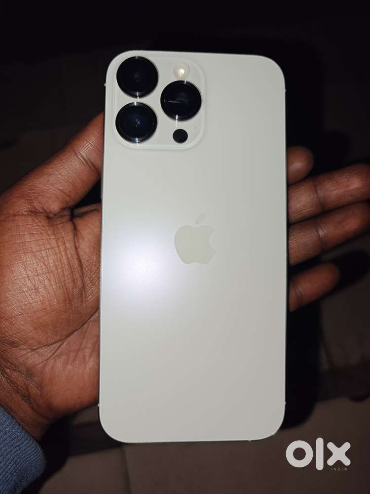 Iphone 16 pro max 256 gb ,brand new  7 months old phone