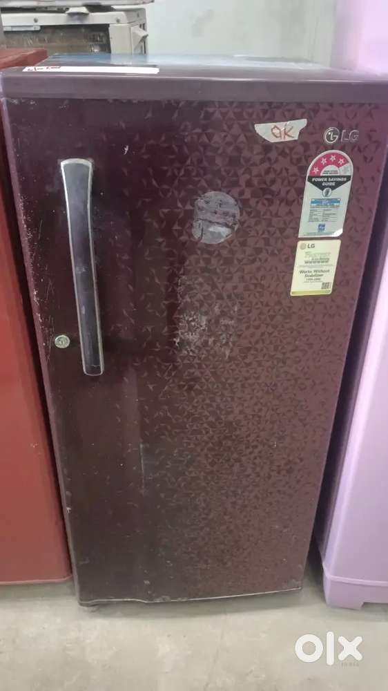 Second hand a/c showroom