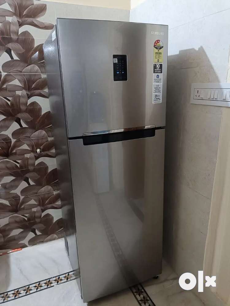 Refrigerator samaung available