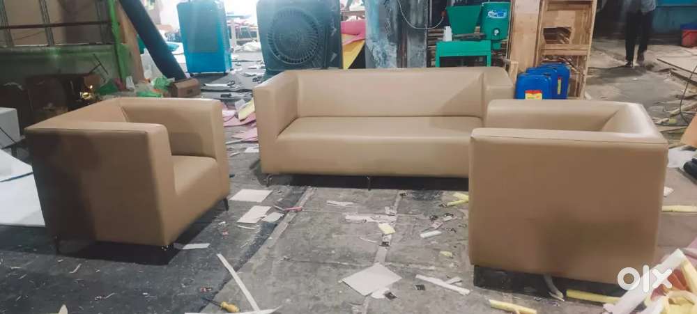 Brand new model 3+1+1 seater sofa set available in starf furniture