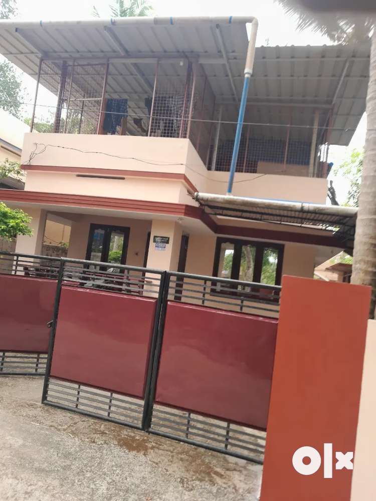 4CENT PROPERTY WITH 3BHK OLD HOUSE IN CHANTHAVILA