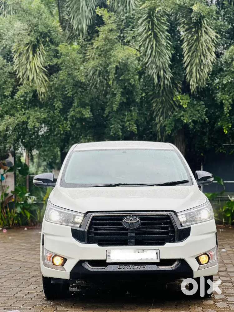 Toyota Innova Crysta 2018