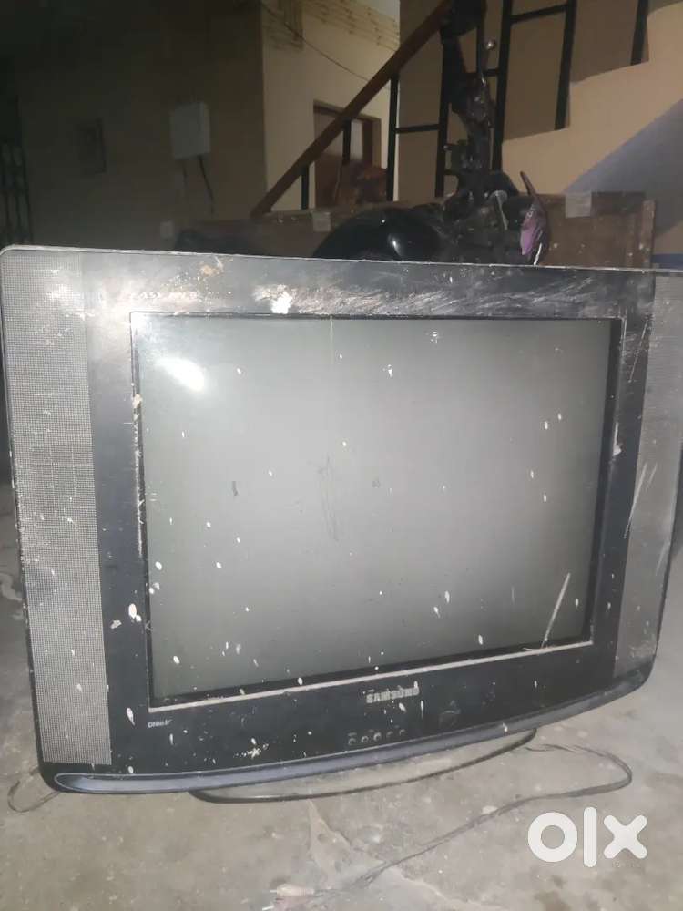 Old Samsung TV on sale