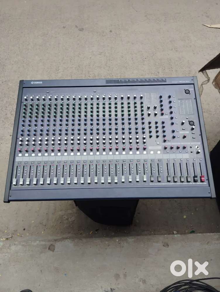 Yamaha mg24 mixer
