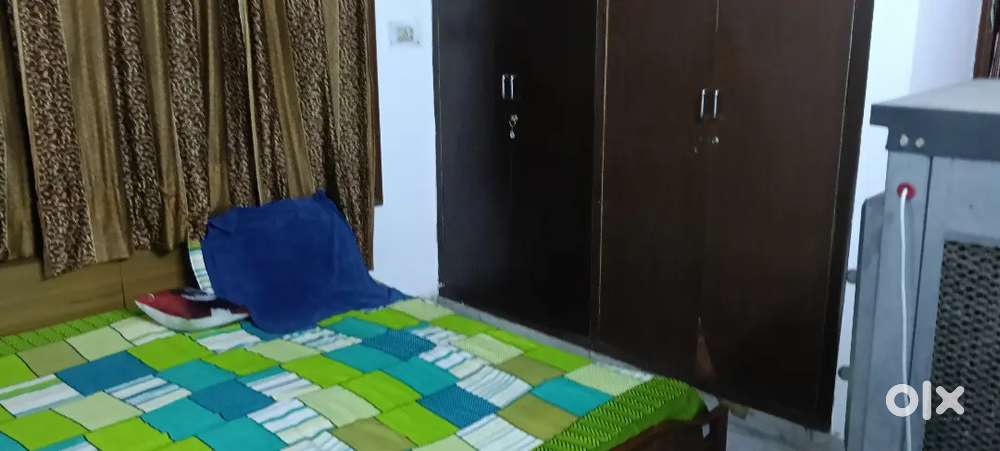 1 Room 3B1, Mohali for working girl only(no night duty)Kitchen-sharing