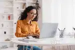 LADIES COMPUTER  EXPERT MANAGER JOB AT BHUBANESWAR FOR SHOP