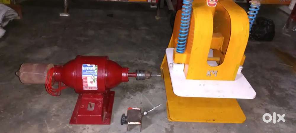 Chappal Cutting machine