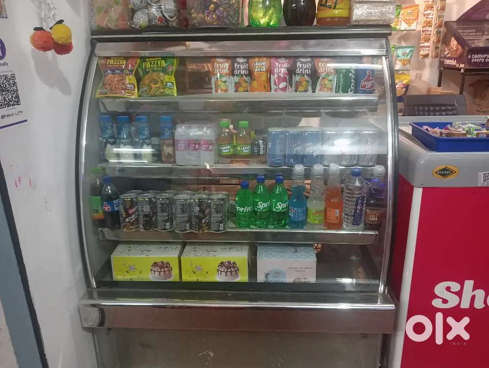 Cake & sweet freezer