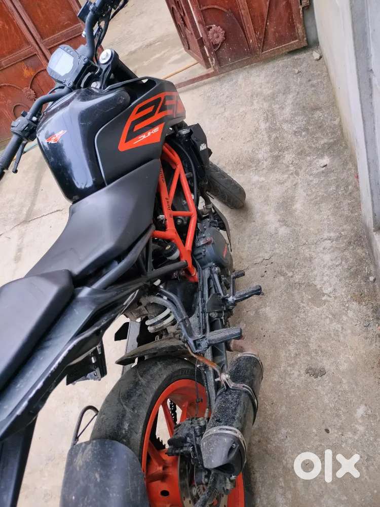 DUKE 250 2020 IN VERY GOOD CONDITION
