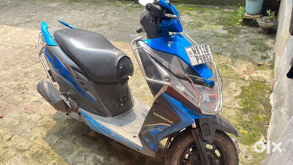 Bs6 model sky blue colour