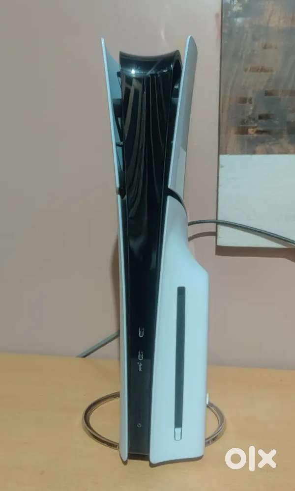 Brand New PS5 SLIM (PLAYSTATION 5) (DISK EDITION).