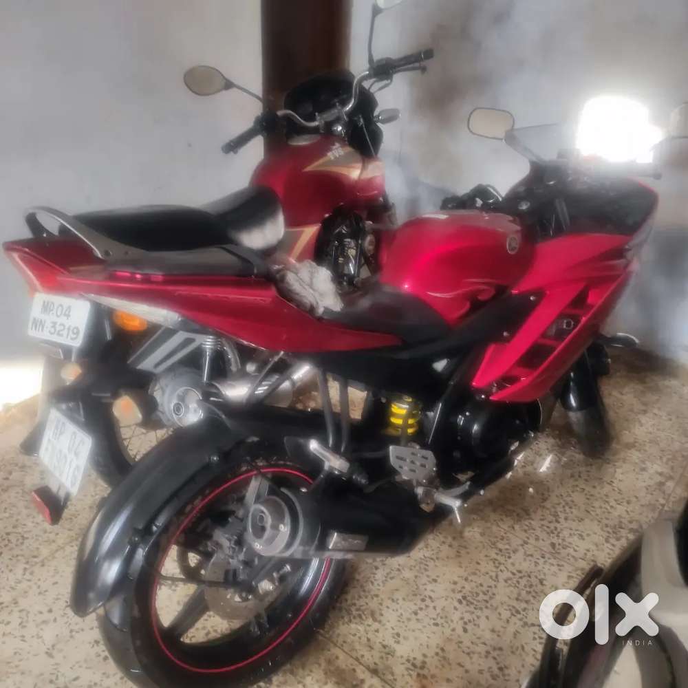 Bike YamhaR1 Red