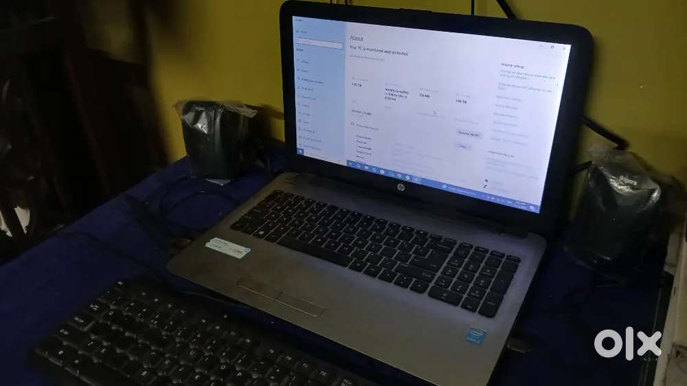 HP Laptop, 4GB RAM, Intel(R) HD Graphics 5500 (128 MB)