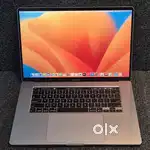 MacBook Pro i9 64GB 512GB 2019