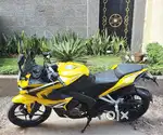 Special Edition Supermint Condition Bajaj RS200 For Sale