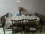 6 seater Dinning table