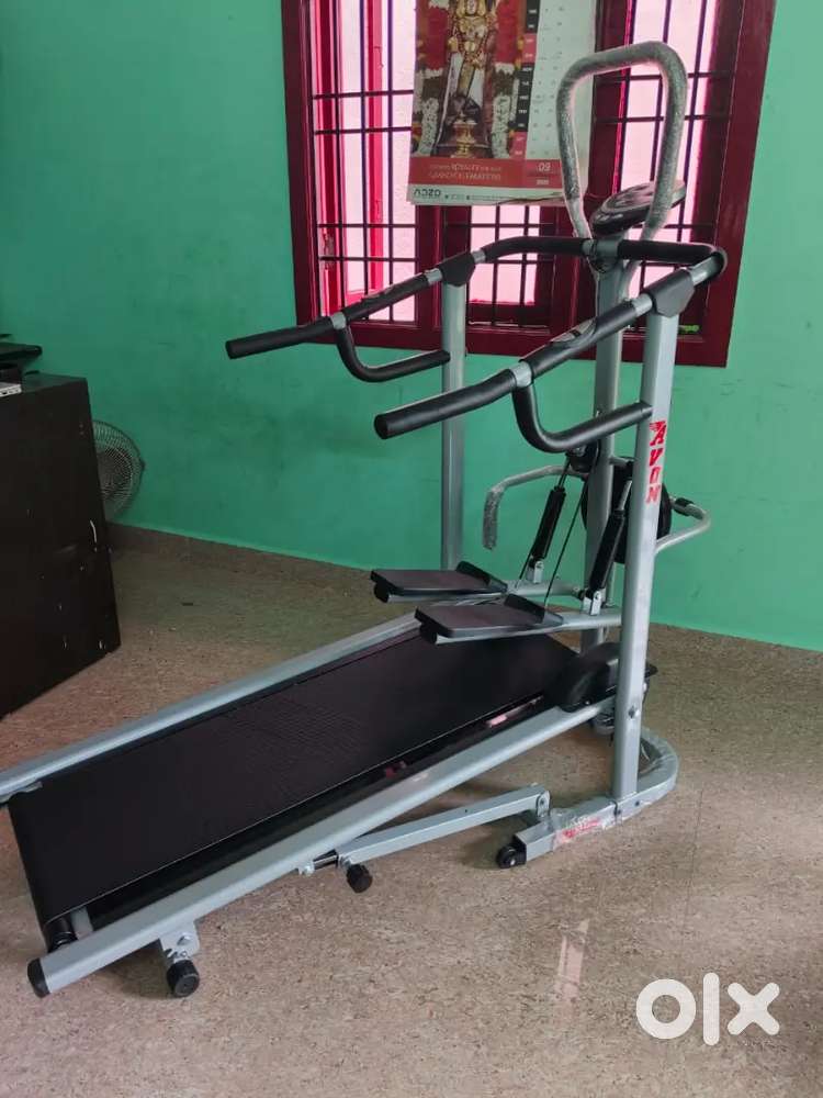 Manual treadmill
